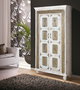 GINER Y COLOMER Armoire en Bois de Manguier Blanc Vieilli avec Finition Craquelé et Détails en Bronze
