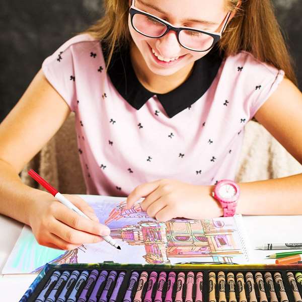 Crayola Mallette artiste arc-enfant Arc-en-ciel 140 pièces 9, plastique, 9,5x4x28 cm