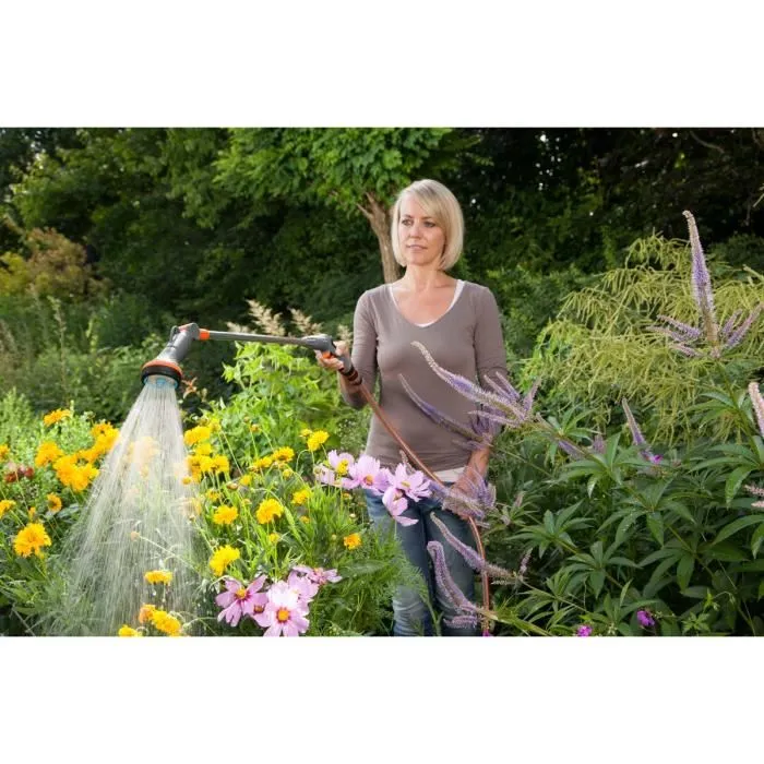 Gardena Fusil-arrosoir Comfort - Jet pluie et concentré, résistant au gel, compatible système GARDENA System® - Garantie 5 ans