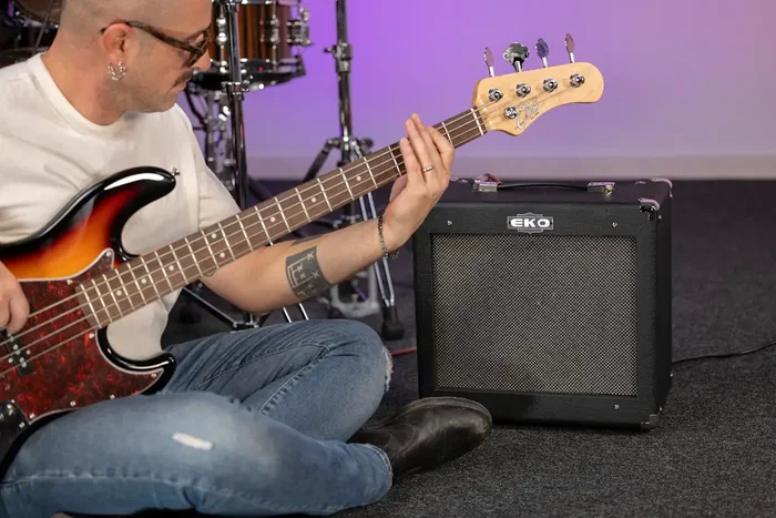 EKO Combo BA35 1 x 10" - 35W