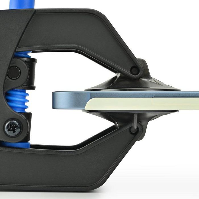 iFixit Anti-Clamp - Pince à ventouse pour réparation mains-libres, outil de précision pour écrans smartphone, tablette et PC, ouverture sans fissure, force ajustable à l'infini iFixit Anti-Clamp - Pince à ventouse pour réparation mains-libres, outil de précision pour écrans smartphone, tablette et PC, ouverture sans fissure, force ajustable à l'infini
