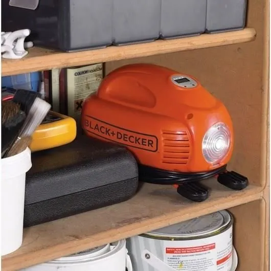 Black+Decker ASI200-XJ Compresseur gonfleur 8,27 bars / 120 PSI avec 3 accessoires pour pneus et gonflage Black+Decker ASI200-XJ Compresseur gonfleur 8,27 bars / 120 PSI avec 3 accessoires pour pneus et gonflage