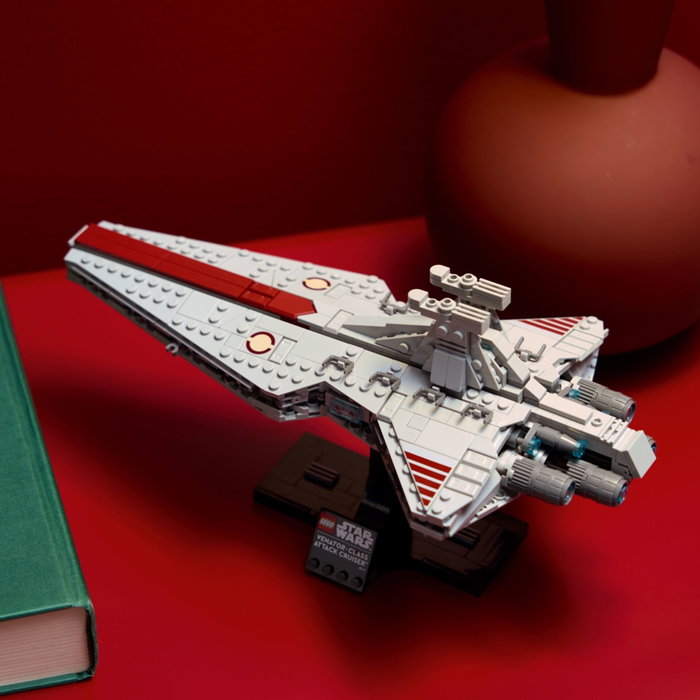 LEGO Star Wars 75441 Le Croiseur d'Assaut de Classe Venator