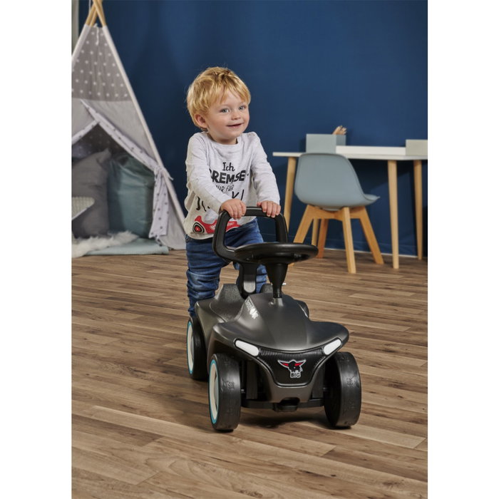 Big BIG Bobby Car Walker 2-en-1 accessoire aide à la marche et dossier Big BIG Bobby Car Walker 2-en-1 accessoire aide à la marche et dossier