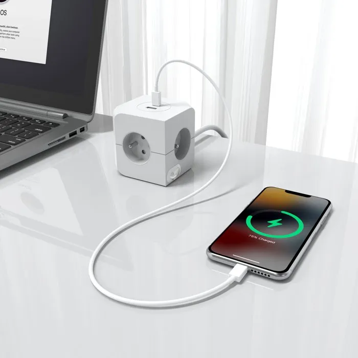 Link2Home Cube multiprise avec 4 prises secteur 16A et double port USB - Blanc