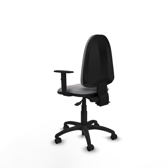 Chaise de bureau Aýna avec mécanisme Asincro, revêtement en simili cuir gris. Équipée d'une base en polyamide noir, d'accoudoirs 1D et de roulettes pour parquet