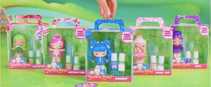 MGA Yummiland Callie - Poupée avec kit de création de gloss goût gâteau d'anniversaire