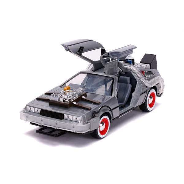 Simba Voiture DeLorean Back to the Future III Échelle 1:24 Simba Voiture DeLorean Back to the Future III Échelle 1:24