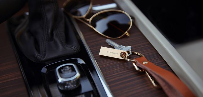 Kingston DataTraveler SE9 G3 - Clé USB 3.2 Gen 1 de 64 Go jusqu'à 220 Mo/s - Boîtier métallique doré