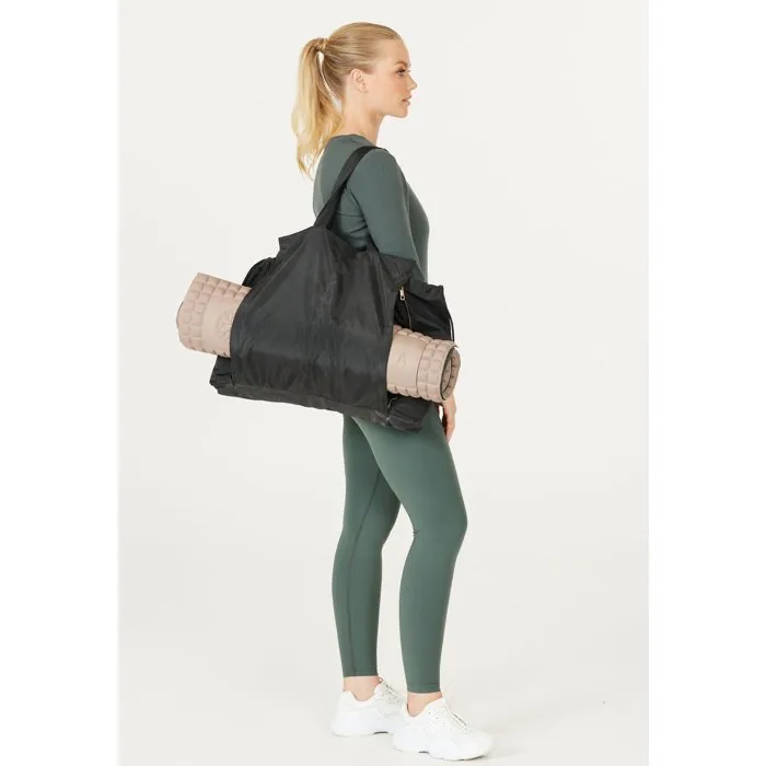 Athlecia Sac de yoga 2 en 1 Maiyin Noir à bandoulière grand format avec fermeture magnétique et compartiment pour tapis de yoga en polyester Athlecia Sac de yoga 2 en 1 Maiyin Noir à bandoulière grand format avec fermeture magnétique et compartiment pour tapis de yoga en polyester
