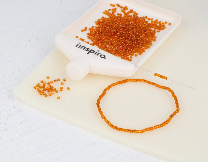 Innspiro Rocaille en verre ronde argentée et orange 2,3 mm 500g