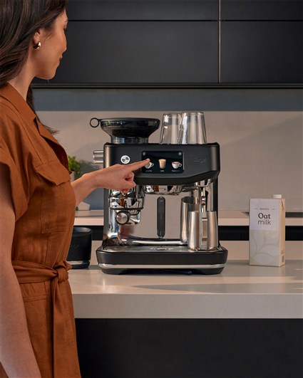 Sage Cafetière automatique avec écran tactile The Oracle™ Jet Trufa Negra (SES985BTR4EEU1) - Pré-infusion, mousseur de lait Auto MilQ, 11 programmes, Noir