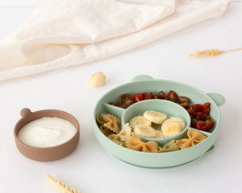 KioKids Assiette en silicone verte avec compartiments et ventouse