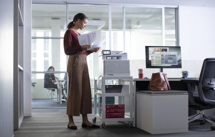 HP LaserJet Enterprise M480f Imprimante multifonction couleur HP LaserJet Enterprise M480f Imprimante multifonction couleur