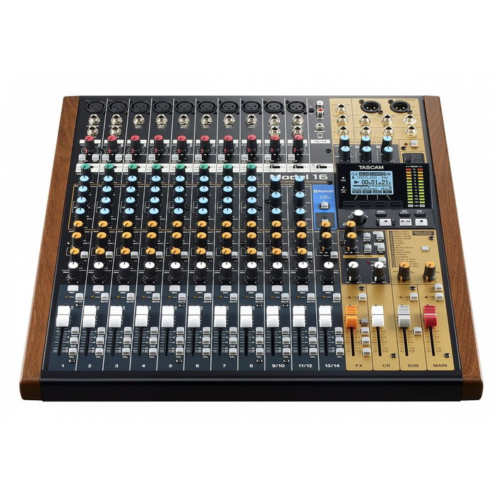 Table de DJ Tascam MODEL 16