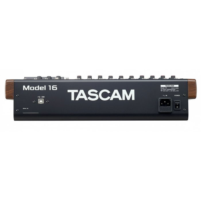 Table de DJ Tascam MODEL 16
