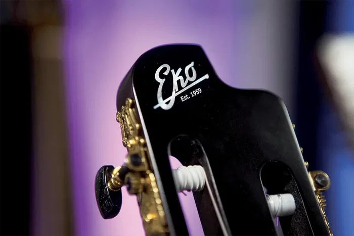 EKO Guitare Nylon N100 NXT A/E Cutaway - Natural