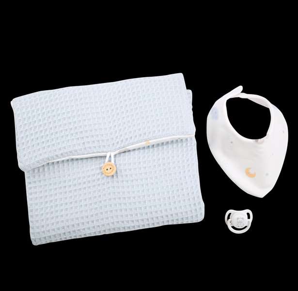 Muñecas Arias Zoe Poupée Elegance 42 cm Azul bleu avec table à langer et bavoir, corps en vinyle, pour garçon