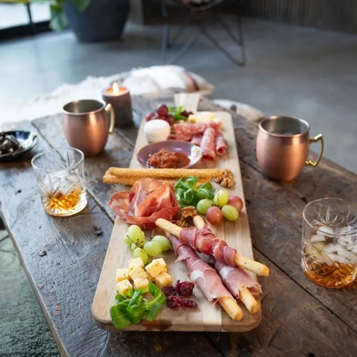 Livoo - Planche à découper et apéritive Maxi MES151 en acacia FSC, 75 x 19,5 cm avec pieds en bois Livoo - Planche à découper et apéritive Maxi MES151 en acacia FSC, 75 x 19,5 cm avec pieds en bois