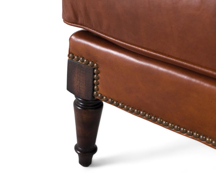 GINER Y COLOMER Fauteuil en Cuir Brun avec Accoudoirs et Pieds en Bois de Style Chippendale, Dimensions L94 x P82 x H88 cm - Intérieur