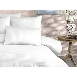 Parure de lit 1 housse de couette King 220 x 240 cm + 2 taies d'oreiller 60 x 60 cm - Blanc - 70% Polyester 30% Coton - Lavable en machine