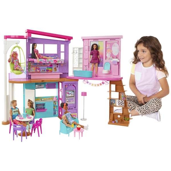 Mattel Barbie Casa Malibú 2022 - Maison de poupée avec plus de 30 accessoires - Produit en espagnol