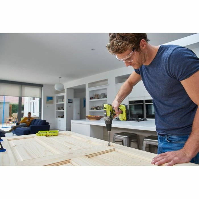 Ryobi Combo 3 outils sans fil avec perceuse-visseuse R18DD3, meuleuse 115 mm et scie sauteuse Ryobi Combo 3 outils sans fil avec perceuse-visseuse R18DD3, meuleuse 115 mm et scie sauteuse