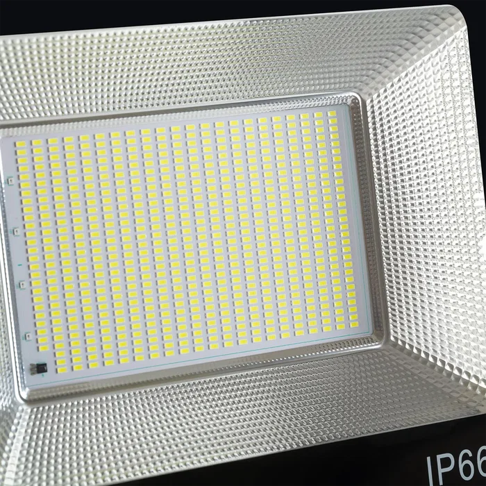 Proyector Solar LED 200W 20000 Lumens 6000K avec Panneau Solaire et Télécommande - Kit d'Éclairage Extérieur Automatique 40000H