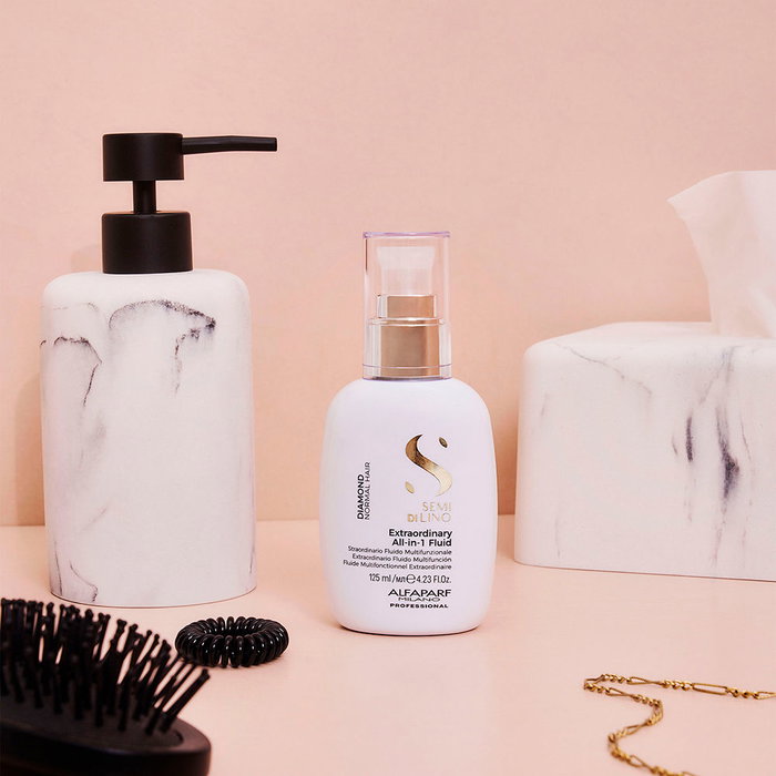 Alfaparf Milano SEMI DI LINO DIAMOND Fluide Extraordinaire Tout-en-1 125 ml - Soin sans rinçage pour brillance et protection