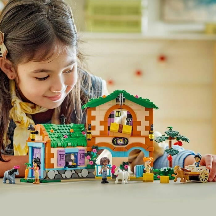 LEGO Friends 42654 Rancho de ponis y establos - Set de construcción para niñas de 7 años