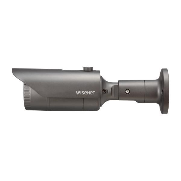 Hanwha Caméra IP Dome Extérieure 2MP CMOS 1/2.8" - 0.03Lux en couleur, Vision Nocturne 20m, Objectif 2.8mm Fixe, Support H.265/H.264, PoE, IP66