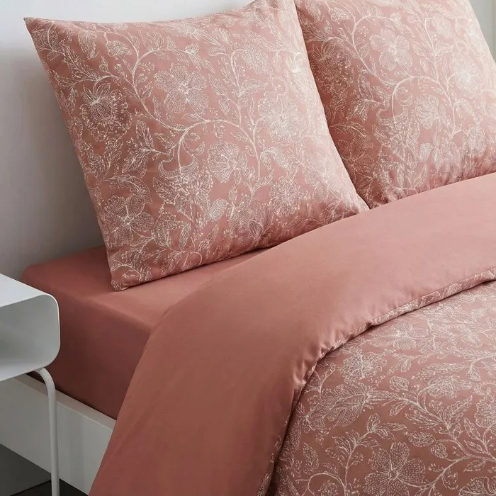Today Parure de Lit Imprimé Floral Vieux Rose 240 x 220 cm Today Parure de Lit Imprimé Floral Vieux Rose 240 x 220 cm