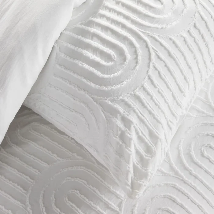 Today - Parure de lit Essential effet tufté graphique blanc - 220x240 cm - Housse de couette et 2 taies d'oreiller - 100% Polyester - Pour lit 2 personnes