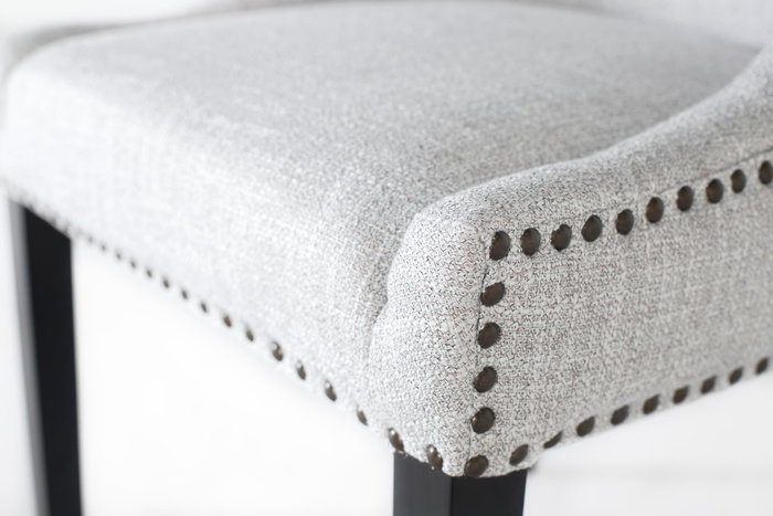 GINER Y COLOMER Lot de 2 chaises rembourrées en tissu gris avec assise 43x46 cm, dossier 50 cm et pieds en bois noir - Confort et design contemporain