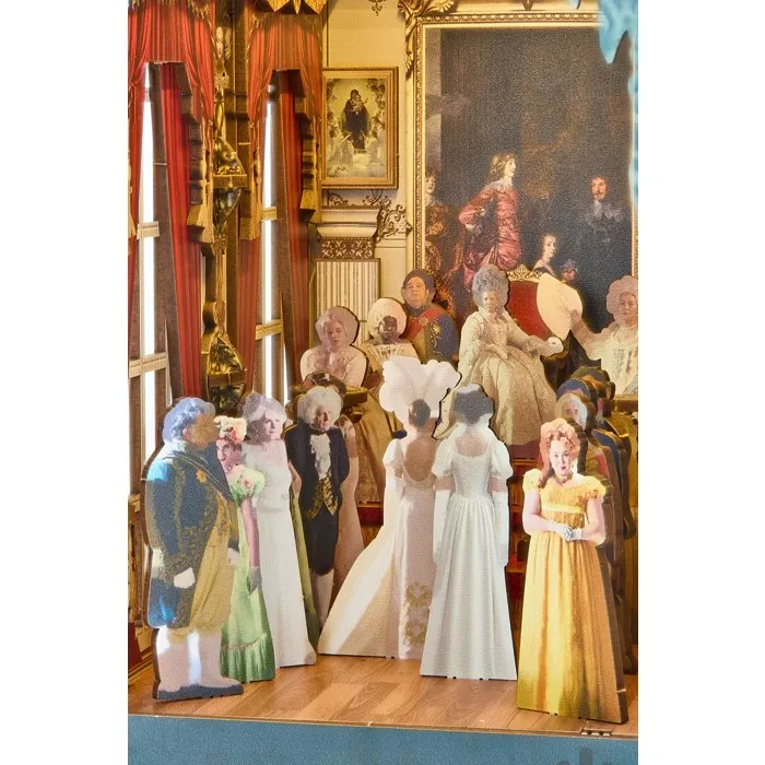 Revell Tiny Adventures - Maquette DIY 3D à construire Book Nook, Serre-livre thématique Bridgerton 'Le Duc et Moi' avec éclairage LED