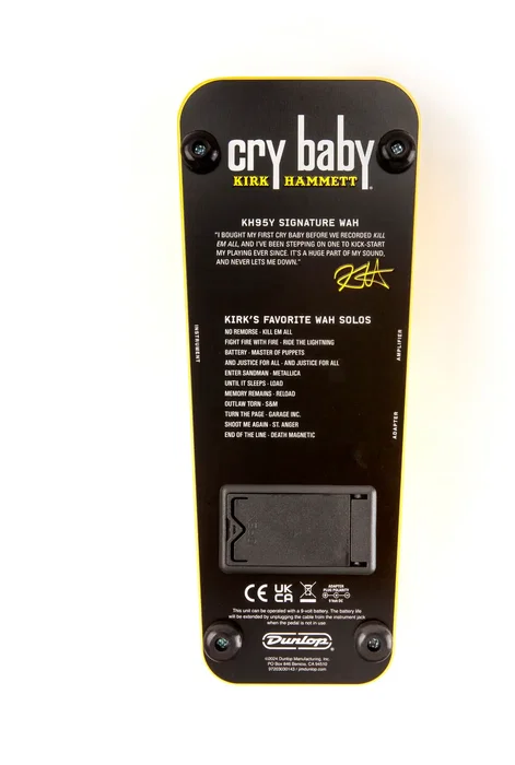 DUNLOP Fx Crybaby Kirk Hammett Signature Wah Yellow Sparkle Edition Pédale Wah-Wah DUNLOP Fx Crybaby Kirk Hammett Signature Wah Yellow Sparkle Edition Pédale Wah-Wah