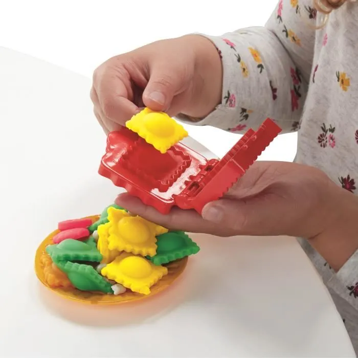 Play-Doh La Fabrique à pâtes Kitchen Creations avec 5 couleurs de pâte Play-Doh La Fabrique à pâtes Kitchen Creations avec 5 couleurs de pâte