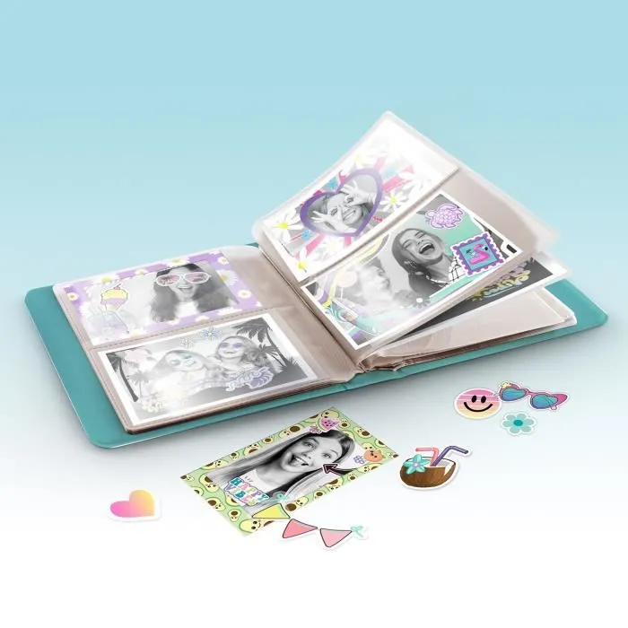 Canal Toys - Coffret album photo pour appareil photo à impression instantanée Photo Creator, 2 rouleaux papier, 5 cadres et autocollants inclus Canal Toys - Coffret album photo pour appareil photo à impression instantanée Photo Creator, 2 rouleaux papier, 5 cadres et autocollants inclus