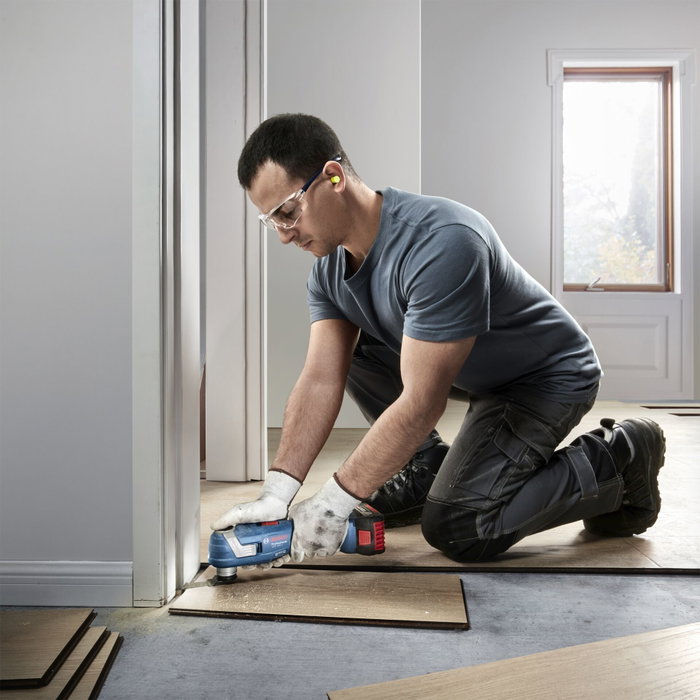 Bosch 06018G2002 - Outil oscillant polyvalent 18V avec Starlock Plus et Vibration Control, coffret L-BOXX et kit accessoires