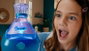 Bizak Fizzy Pets - Animal aquatique, bouteille magique qui révèle une adorable mascotte en ajoutant de l'eau, avec sons et lumières, pour enfants dès 5 ans
