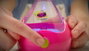 Bizak Fizzy Pets - Animal aquatique, bouteille magique qui révèle une adorable mascotte en ajoutant de l'eau, avec sons et lumières, pour enfants dès 5 ans