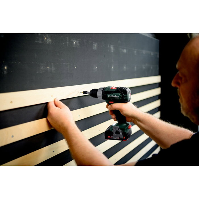 Metabo BS 18 L Perceuse-visseuse sans fil avec 2x 2Ah et metaBOX
