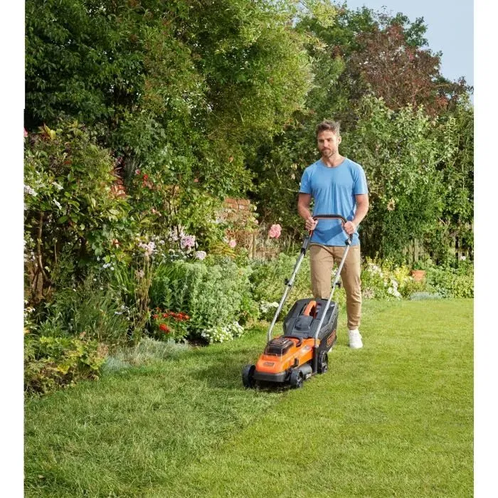 Black+Decker Tondeuse à Gazon sans Fil BCMW3336L1-QW 36V 33 cm - Option Mulching et Broyage Fin - Jusqu'à 350 m²