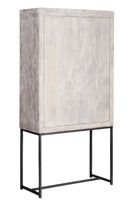 GINER Y COLOMER - Vitrine en bois de manguier massif sculpté à la main, finition blanc vieilli et base grise métal, 176 x 85 x 38 cm