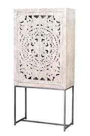 GINER Y COLOMER - Vitrine en bois de manguier massif sculpté à la main, finition blanc vieilli et base grise métal, 176 x 85 x 38 cm