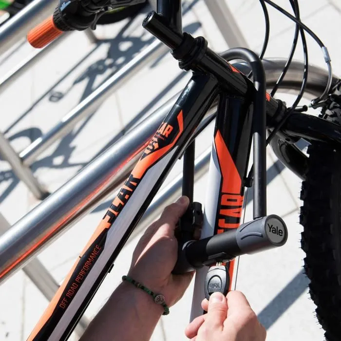 Yale Antivol Vélo U YUL2C/13/230/1 avec Câble Sécurité, 4 Clés, Certifié Sold Secure Silver - Pour VTT, Scooter, Mobilier Jardin