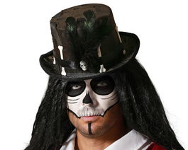 Chapeau Vaudou Noir Décoré avec Os, Plumes et Tête de Mort - Accessoire pour Déguisement Halloween, Théâtre ou Événement Gothique