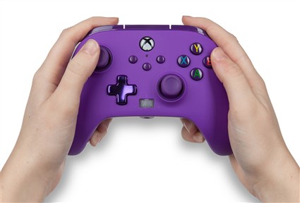 PowerA Manette Xbox avec câble améliorée pour Xbox Series X/S, Xbox One et Windows 10/11 - Deux boutons arrière programmables, vibrations, câble USB 3 m, modèle Purple (1521747-02)