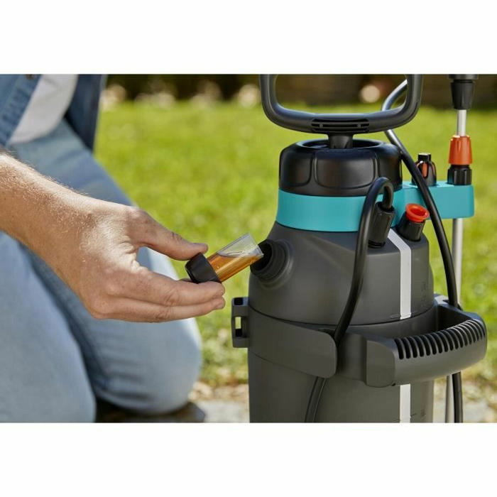 Gardena Pulvérisateur sac à dos Plus 5L 3 BAR Gardena Pulvérisateur sac à dos Plus 5L 3 BAR