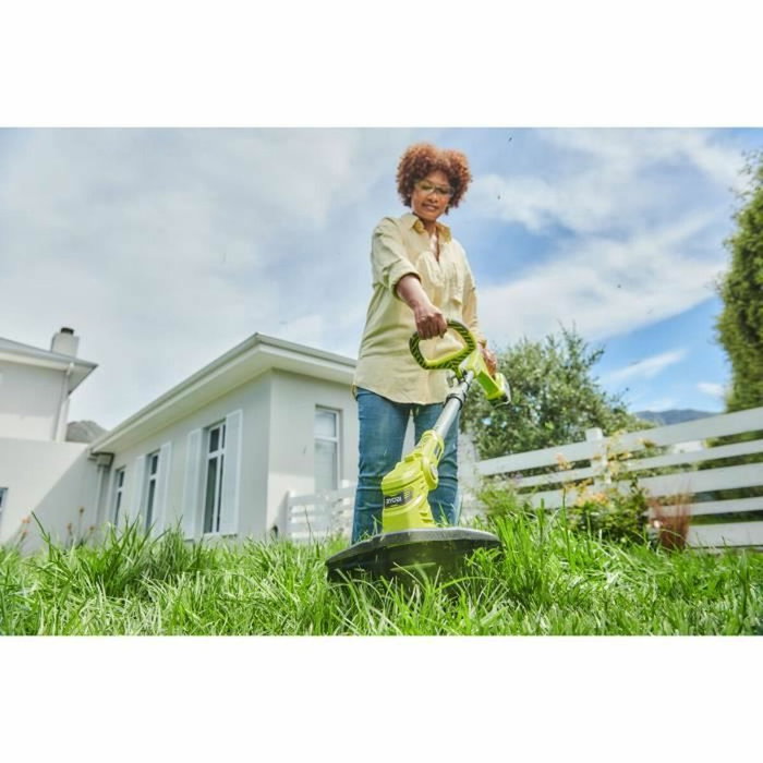 Ryobi RLT183225FPK Coupe-Bordures 18V ONE+ avec Batterie 2,5 Ah et Chargeur - Tube Télescopique, Coupe 25-30 cm Ryobi RLT183225FPK Coupe-Bordures 18V ONE+ avec Batterie 2,5 Ah et Chargeur - Tube Télescopique, Coupe 25-30 cm